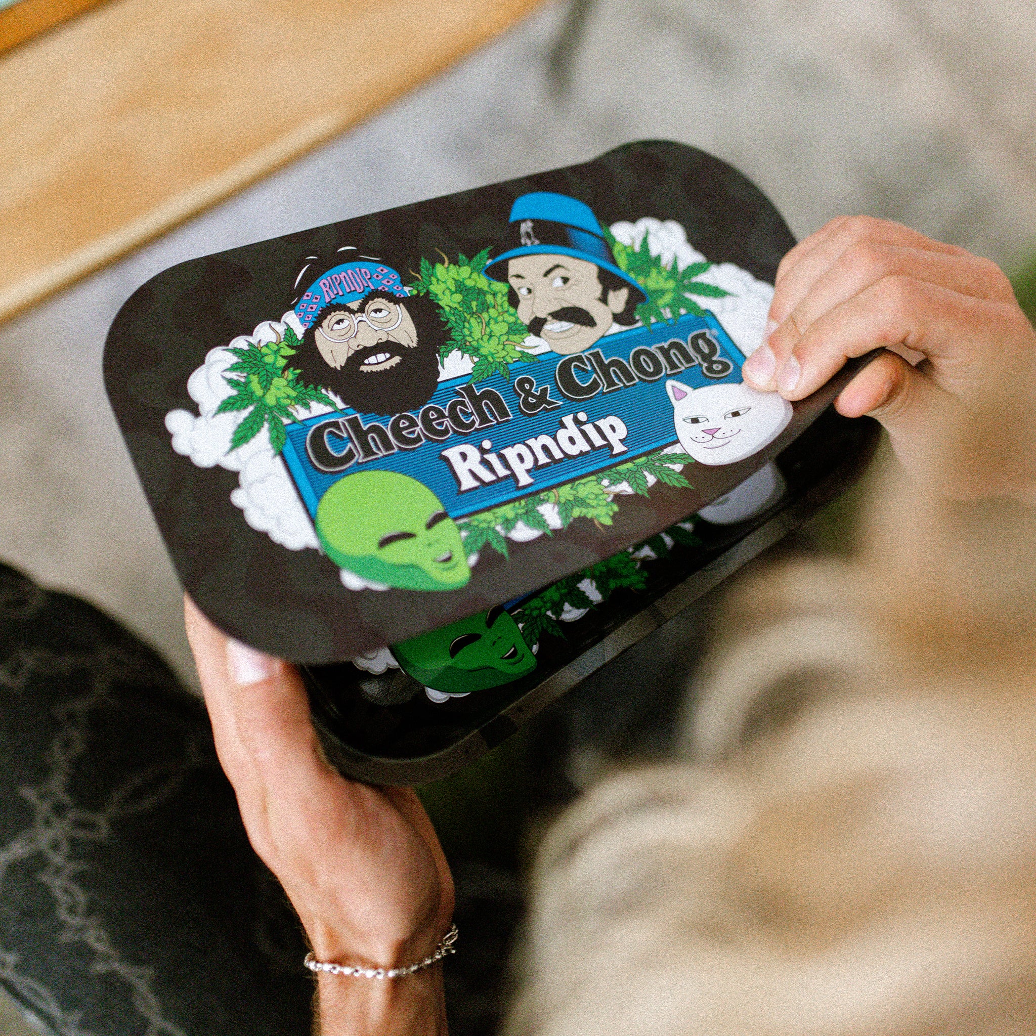 RIPNDIP Smoke One Rolling Tray with Lid (Black)