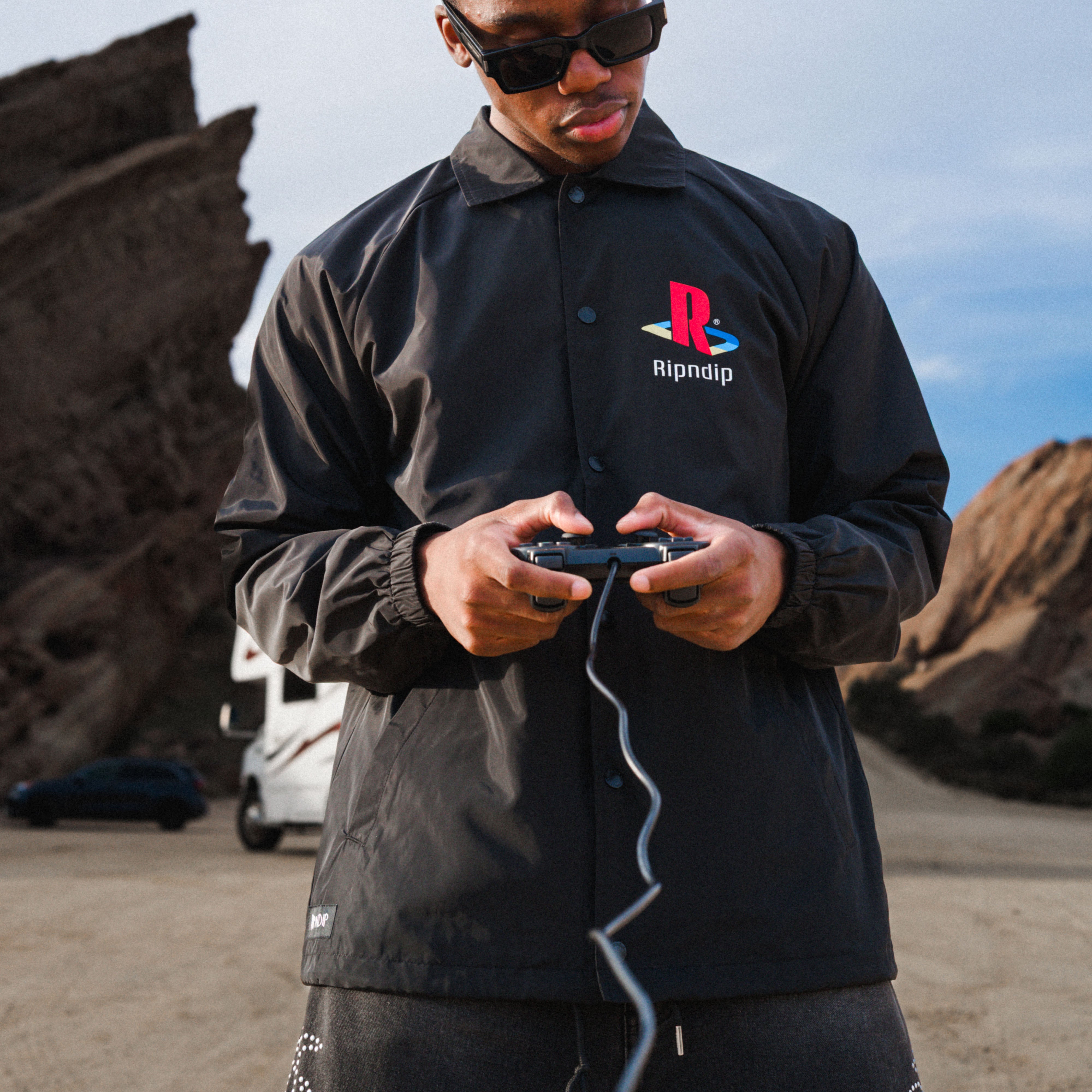 Nermii Coaches Jacket (Black)