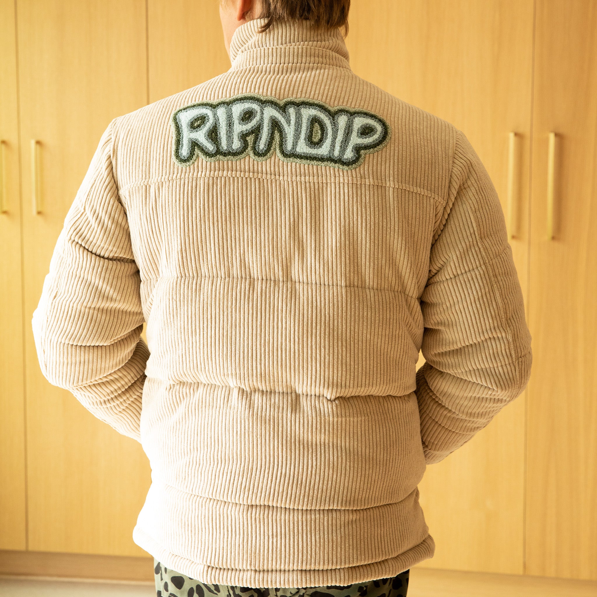 Intertwined Corduroy Puffer Jacket (Khaki) – RIPNDIP