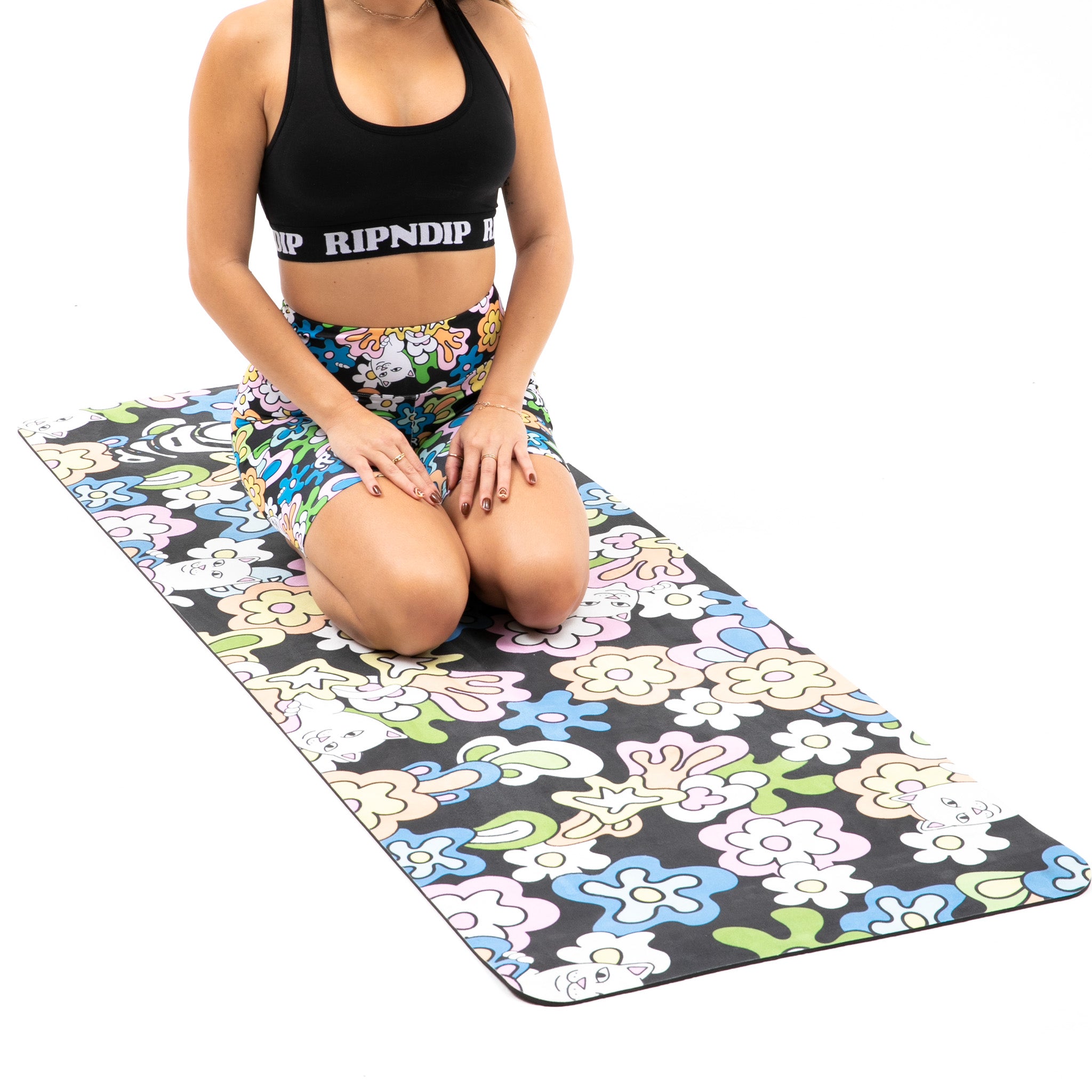 Flower Child Yoga Mat (Black)
