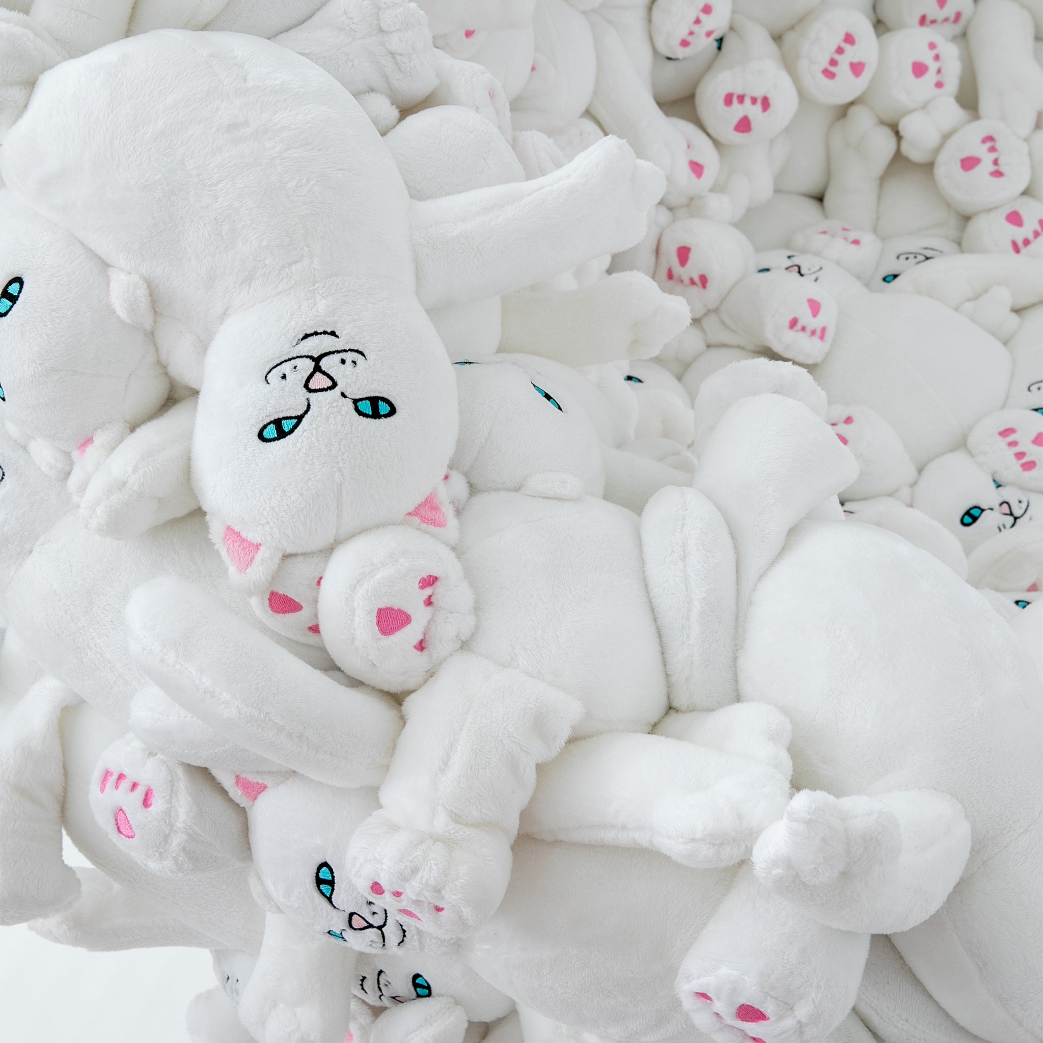 RIPNDIP Nerm Plush Chair